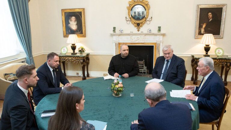 Єрмак про зустріч у Лондоні: Домовились про подальші консультації