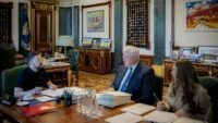 Зеленский назначил 16 послов Украины