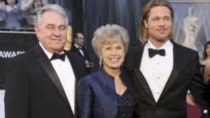 Бред Пітт з батьками