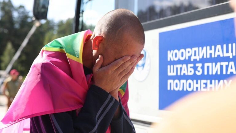 звільнений з полону