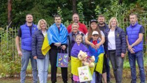 Повернення українських дітей