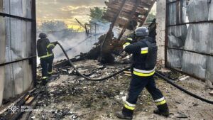 Обстріл Дніпропетровщини дронами 24 серпня 2025: наслідки вибухів у Дубовиках