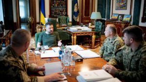 Зеленський і військові