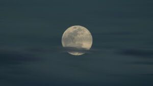 повний місяць