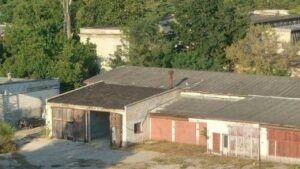 порожня військова база у криму