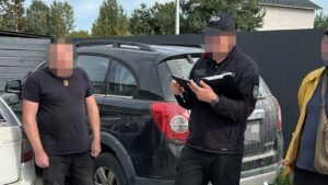 Військових на Київщині зловили на збуті пального