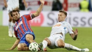 Динамо Крістал Пелес