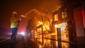 пожежа в зірковому районі Лос-Анджелеса