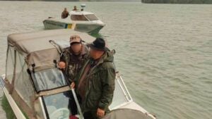 Два румунські катери порушили кордон України на річці Дунай