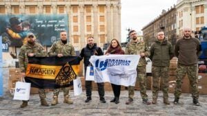 4,6 млн для победы: Третий армейский корпус получил помощь от Украинских вертолетов Українські вертольоти для фронту