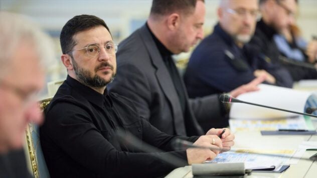 Зеленский рассказал, когда нужно запустить программу экспорта украинского оружия