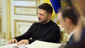 Зеленский сообщил об учреждении нового знака отличия для общин