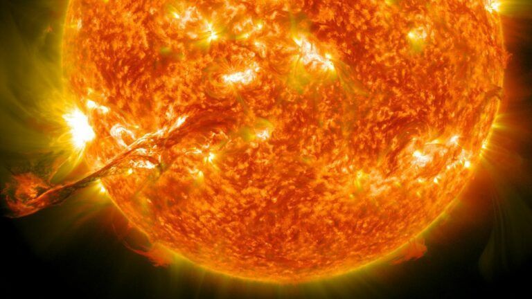 потужний спалах на Сонці