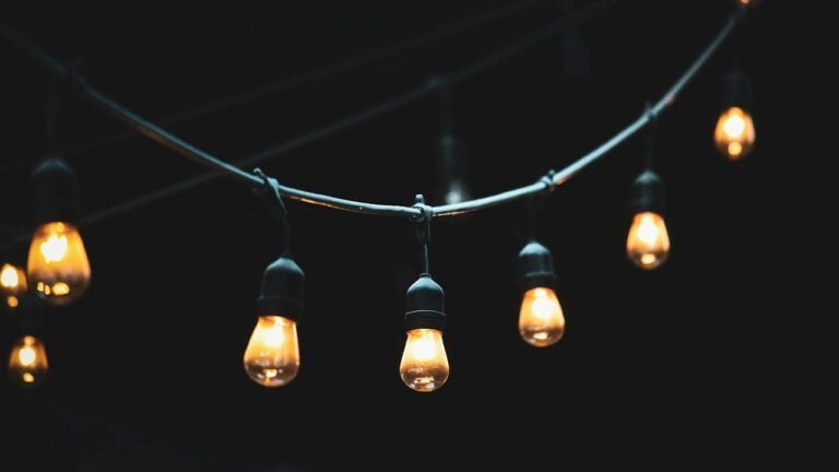 Аварийные отключения света на 9 декабря в Украине: как будут действовать