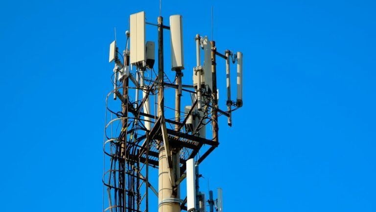 Громади офіційно долучать до підтримки мобільних мереж у період блекаутів