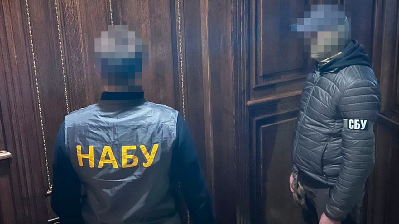 Обшуки в Анни Скороход