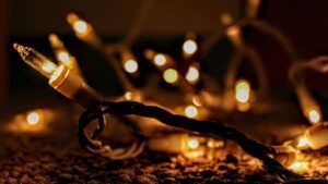 Графіки відключення світла на 11 грудня в Україні: як діятимуть