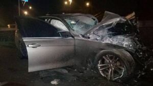 Смертельное ДТП на Набережном шоссе в Киеве: погиб 18-летний водитель BMW дтп у Києві