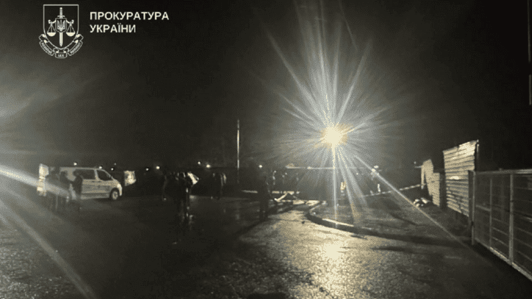 Вибухи у Києві розслідують як теракт: загинув нацгвардієць