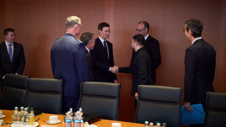 Зеленский о переговорах с США в Берлине: Разговор был продуктивным