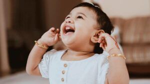 скільки котшують дитячі золоті сережки