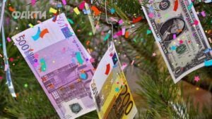 що буде з доларом та євро перед Новим роком