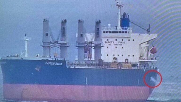 Атака на суда Emmakris III и Captain Karam 30 декабря 2025 года: что известно