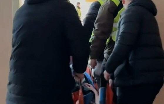 напад в школі у Києві