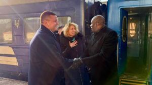 Заступник премʼєра Великої Британії Девід Ламмі прибув до України