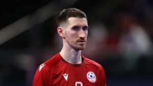 Скандал на Евро-2026: УЕФА открыла дело против игрока Армении из-за оскорблений украинцев