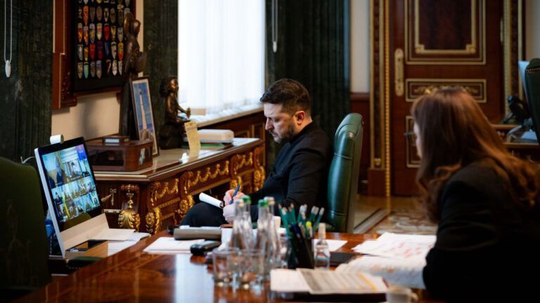 Ситуація в енергосистемі: Зеленський доручив терміново закупити обладнання для генерації