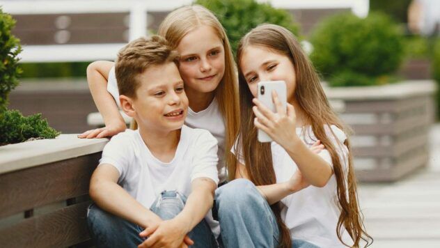 діти та соцмережі