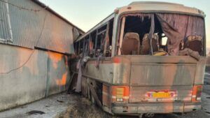 атака автобусу у павлоградському районі