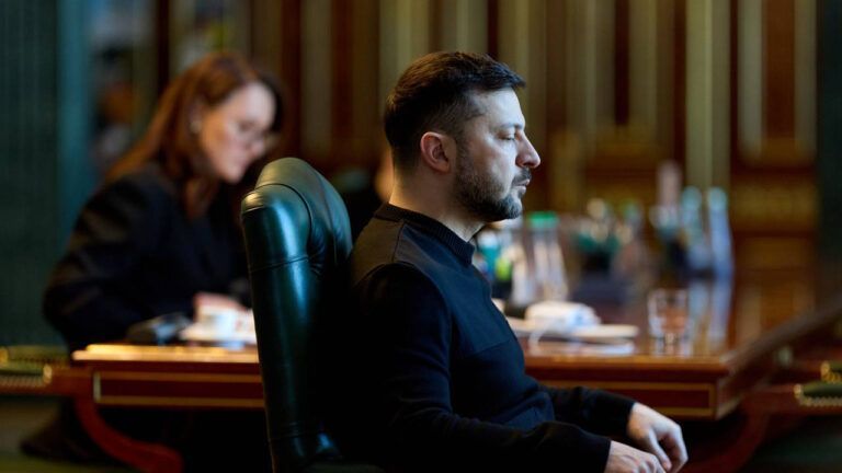 Чи були вночі удари по енергетиці: Зеленський провів селектор щодо ситуації в регіонах