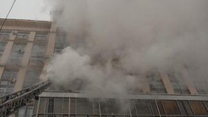 Пожежа в готелі Дніпро в Києві сьогодні, 5 лютого 2026