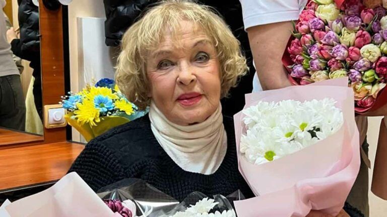 Злягла з температурою: Ада Роговцева розповіла про проблеми зі здоров’ям