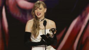 Тейлор Свіфт