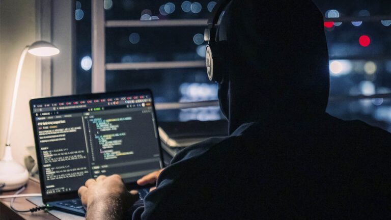 кібератака, хакери
