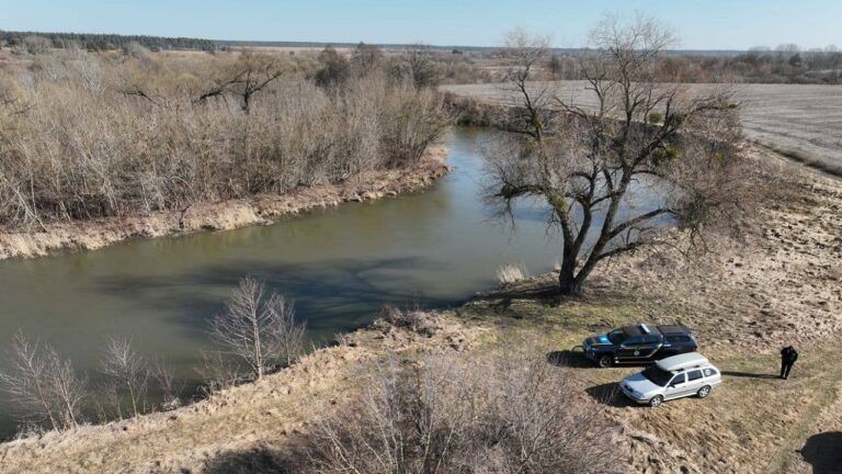 ДТП на Рівненщині 14 березня: у річці загинуло подружжя