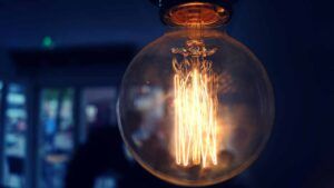 Графіки відключення світла на 24 березня в Україні