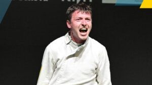 Роман Свічкар