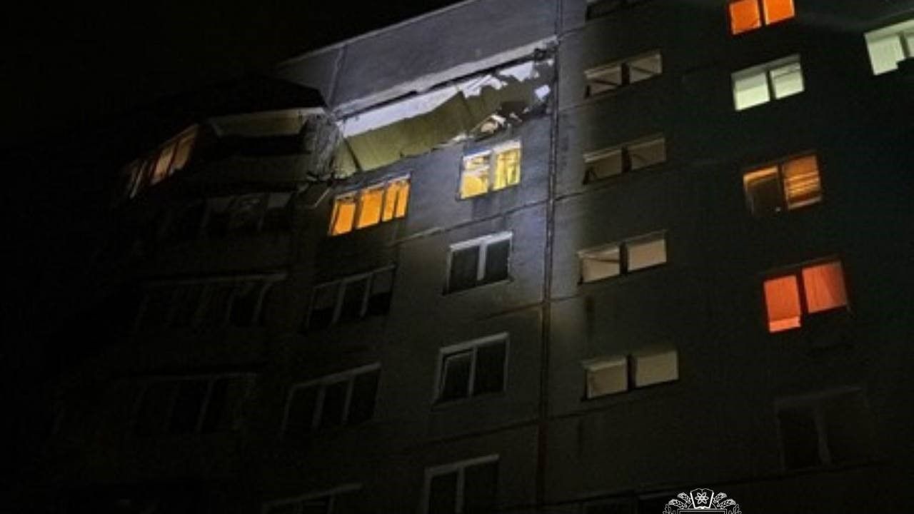 Вибухи на Харківщині: пошкоджено дві багатоповерхівки, є постраждалі