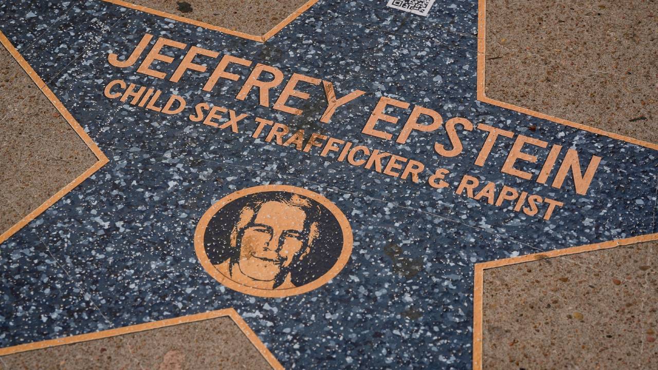 Sony готує серіал про справу Епштейна: головну роль зіграє оскароносна Лора Дерн